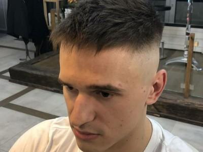 Barber-Piotr04